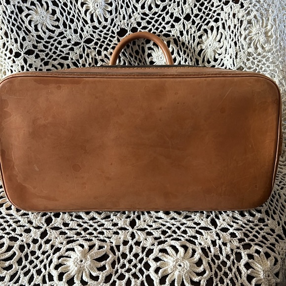 Authentic Louis Vuitton Alma PM Monogram - Picture 3 of 10